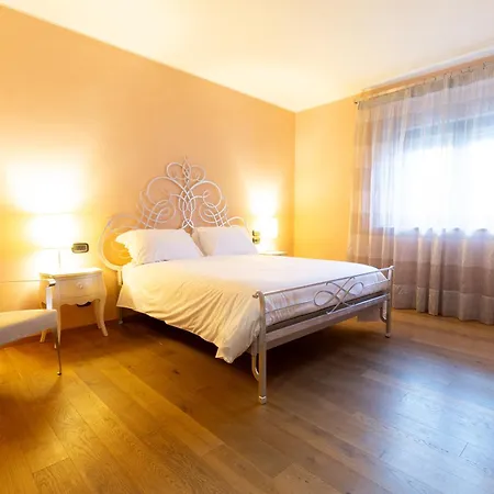 Adige Luxury - M&m House Apartamento Perugia