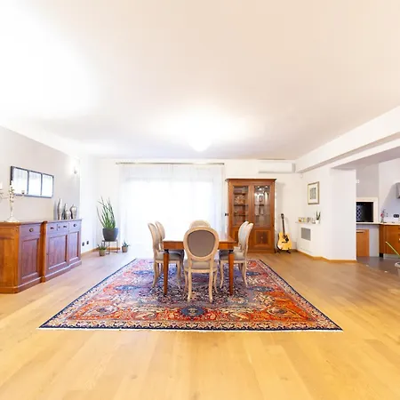 Adige Luxury - M&m House Apartamento *