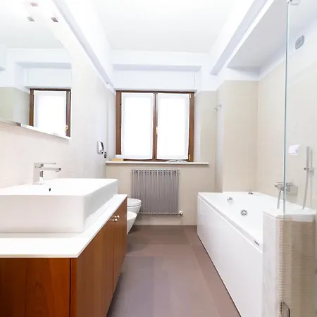 Adige Luxury - M&m House Perugia